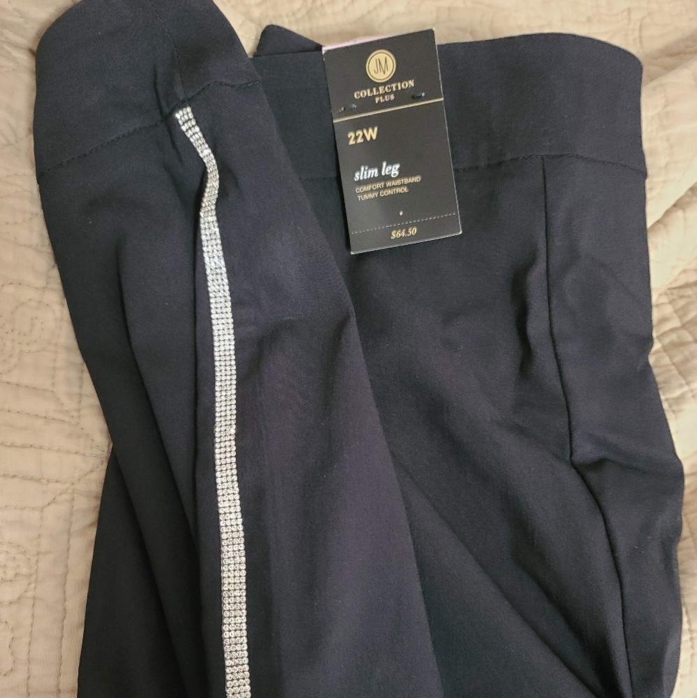Bnwt Black pants with rhinestone embellishments
